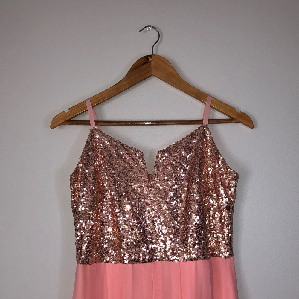 Long Pink Prom/Homecoming Dress
